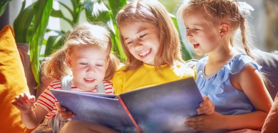 Çocuklara Kitap Seçerken Nelere Dikkat Etmeliyiz